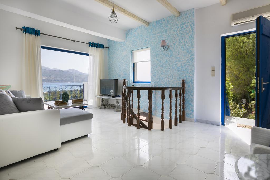 Villa Afrodite Mousata エクステリア 写真